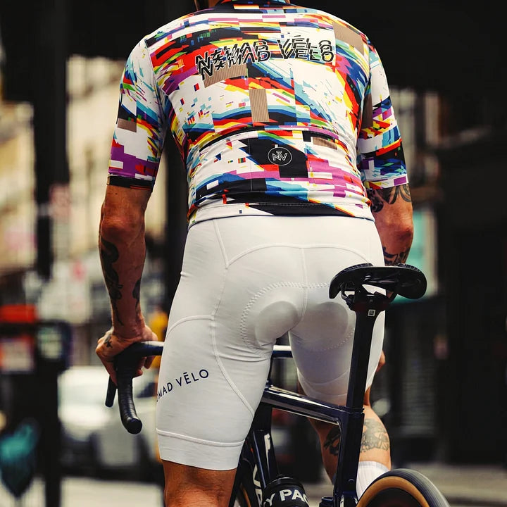Pantaloncini con bretelle Nomad bianchi