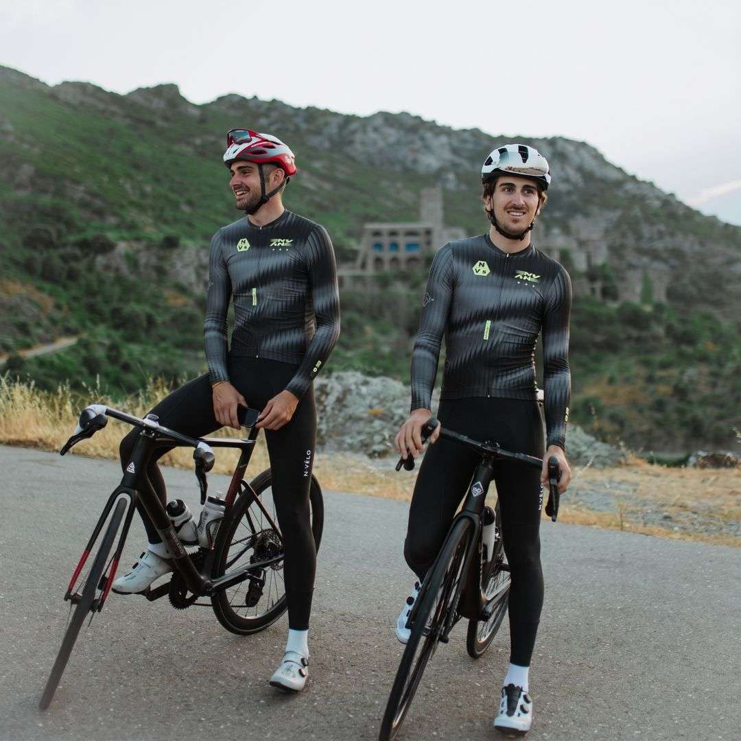 Maglia da ciclismo Signal Carbon a maniche lunghe, vestibilità da gara