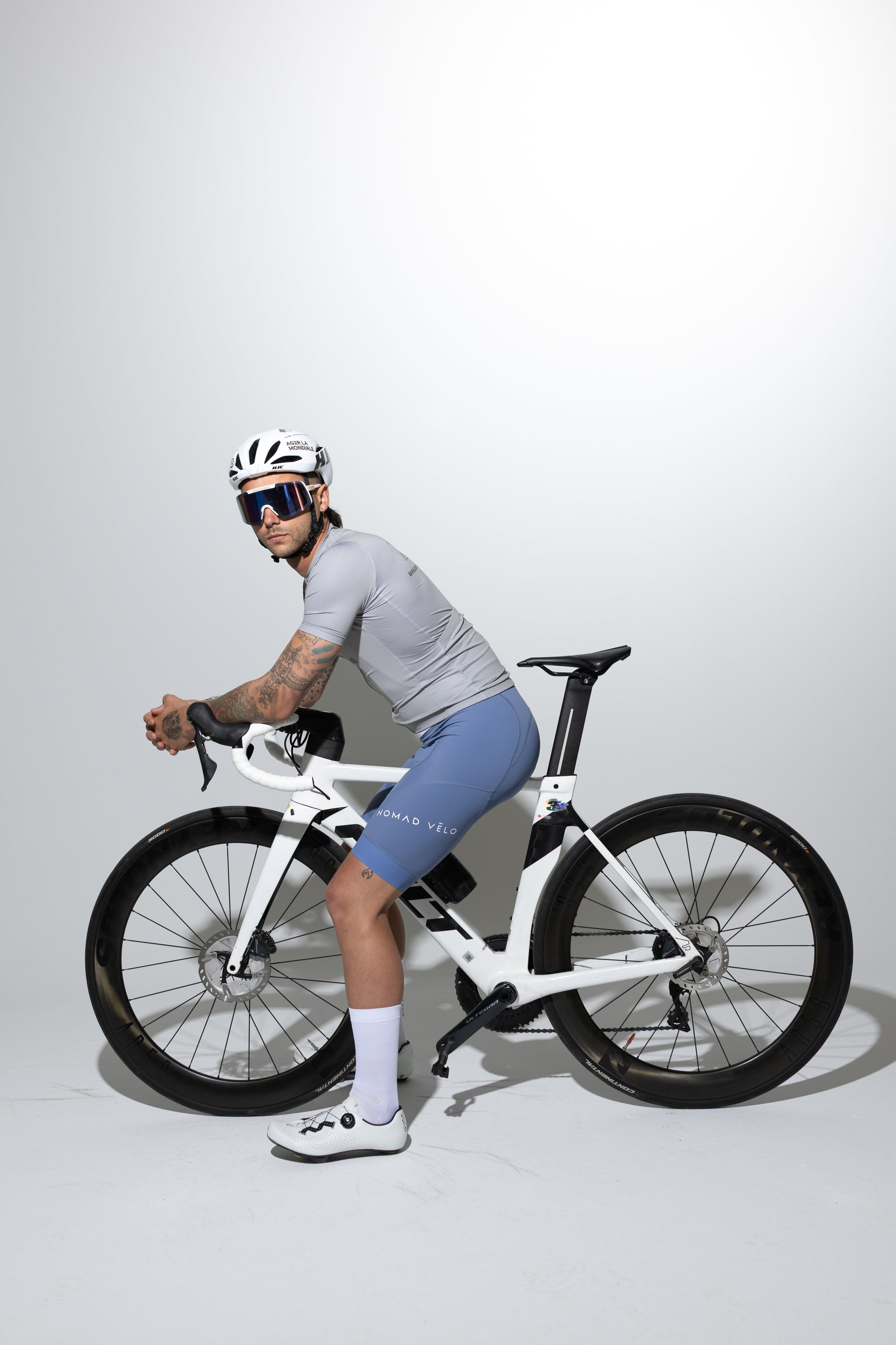 Pantaloncini con bretelle Nomad Sky