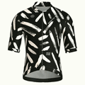 Maglia da ciclismo nera a maniche corte con stampa a pennellate, vestibilità da gara.