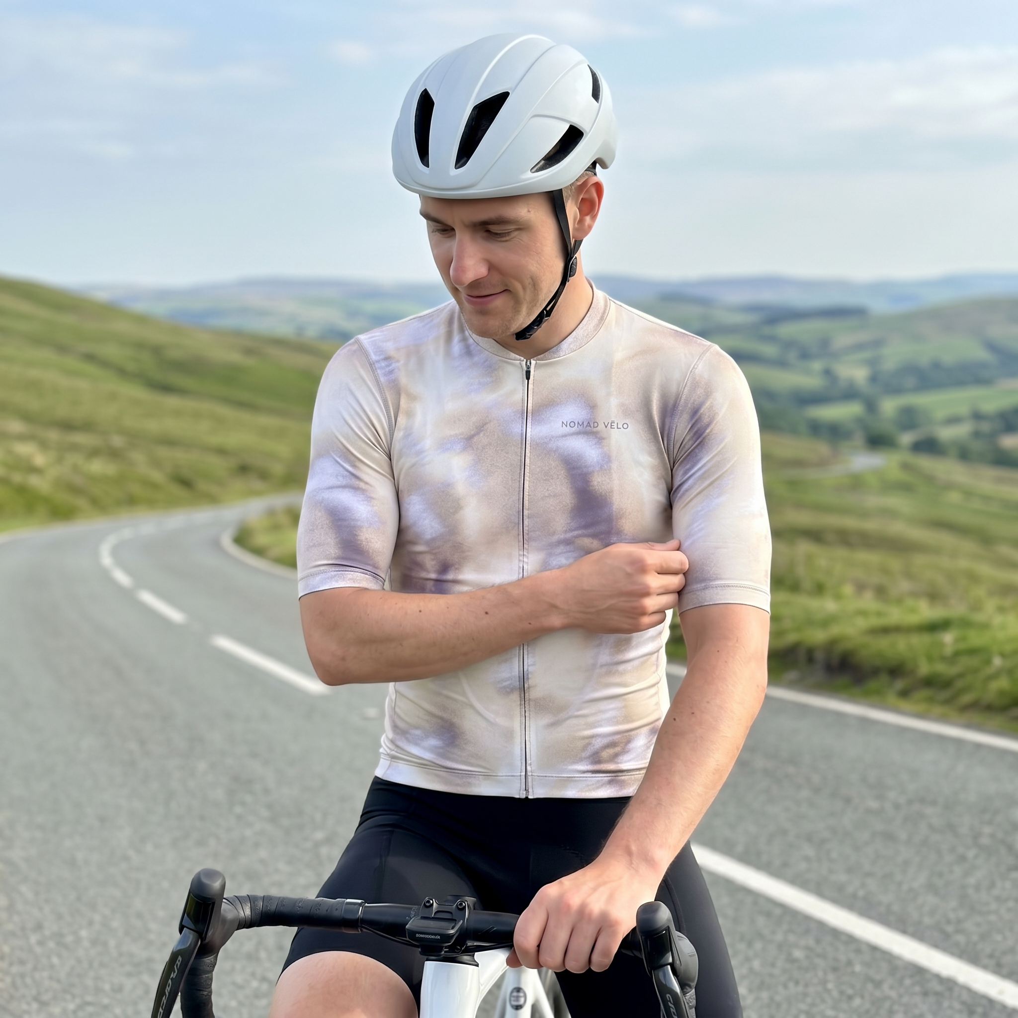 Maglia da ciclismo Aura Dusk a maniche corte, vestibilità da gara.