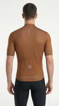 Maglia da ciclismo neutra Camel – Vestibilità aerodinamica per il massimo comfort nelle giornate calde | Nomad Vélo