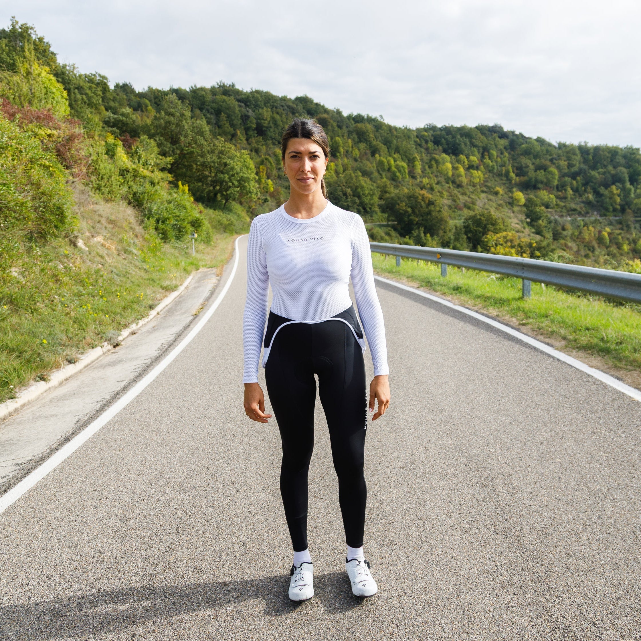 Base Layer bianco – Maglia a maniche lunghe traspirante, vestibilità slim da gara | Nomad Vélo