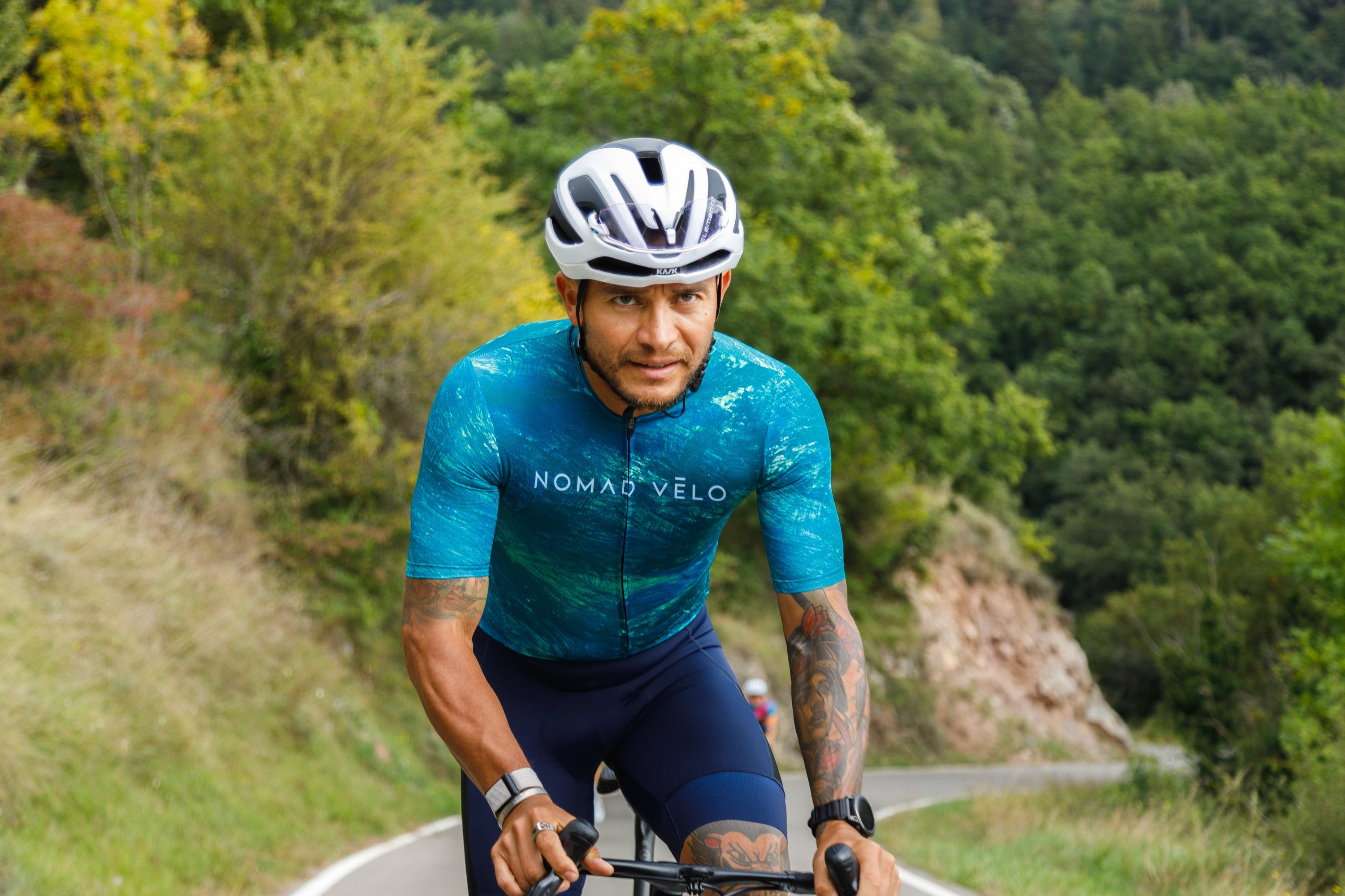 Maglia da ciclismo turchese Pacific – Manica corta, vestibilità aerodinamica per lunghe salite | Nomad Vélo