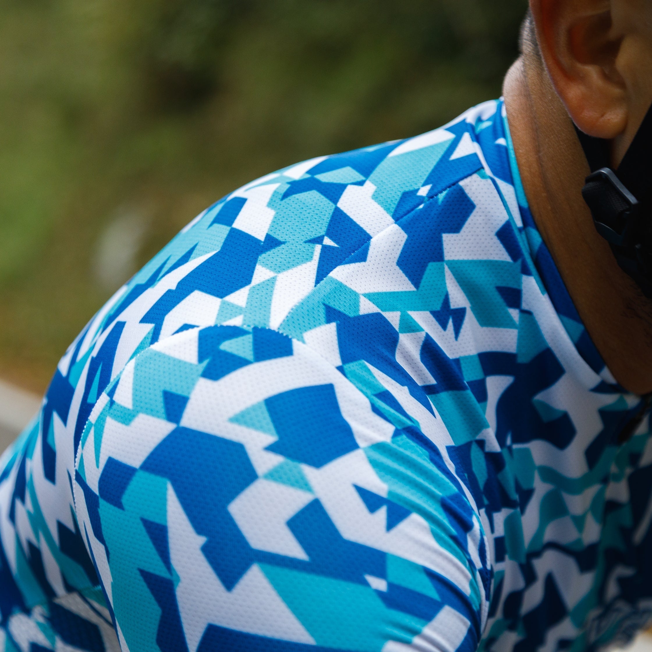 Maglia da ciclismo mimetica blu – Maniche corte, vestibilità aerodinamica | Nomad Vélo