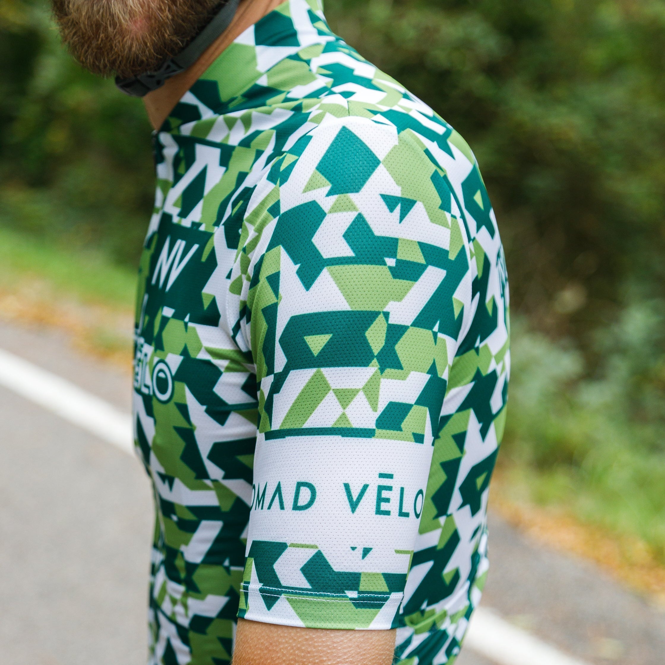 Maglia da ciclismo mimetica verde – Maniche corte, vestibilità aerodinamica | Nomad Vélo