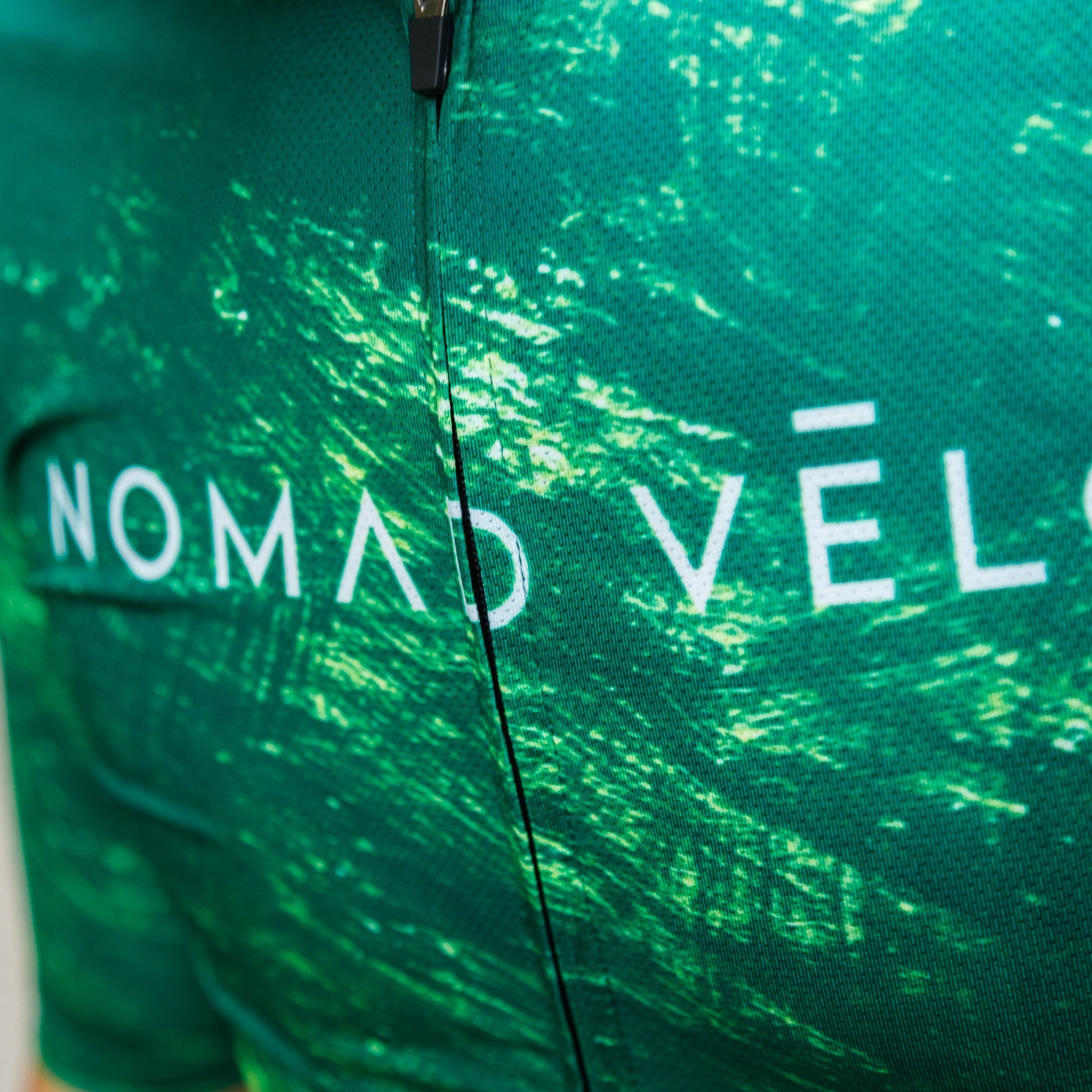 Maglia da ciclismo verde Pacific – Manica corta, vestibilità aderente, modello aerodinamico | Nomad Vélo