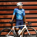 Pantaloncini da ciclismo blu navy con bretelle – Fondello imbottito ad alte prestazioni, pronto per la gara | Nomad Vélo