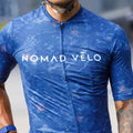 Maglia da ciclismo Ocean Blue – Manica corta, vestibilità aerodinamica, estiva, per prestazioni su strada | Nomad Vélo
