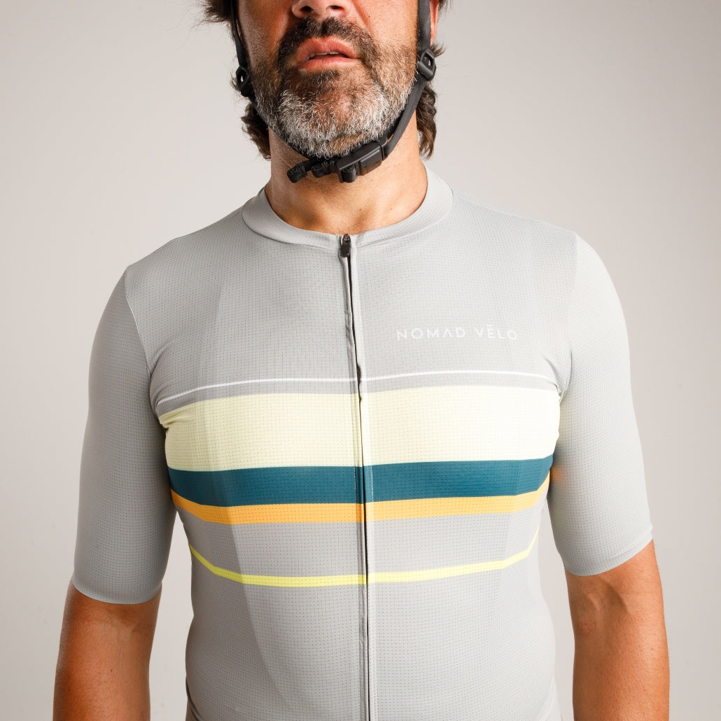 Maglia da ciclismo verde classica – Manica corta, vestibilità aderente, aerodinamica e confortevole | Nomad Vélo