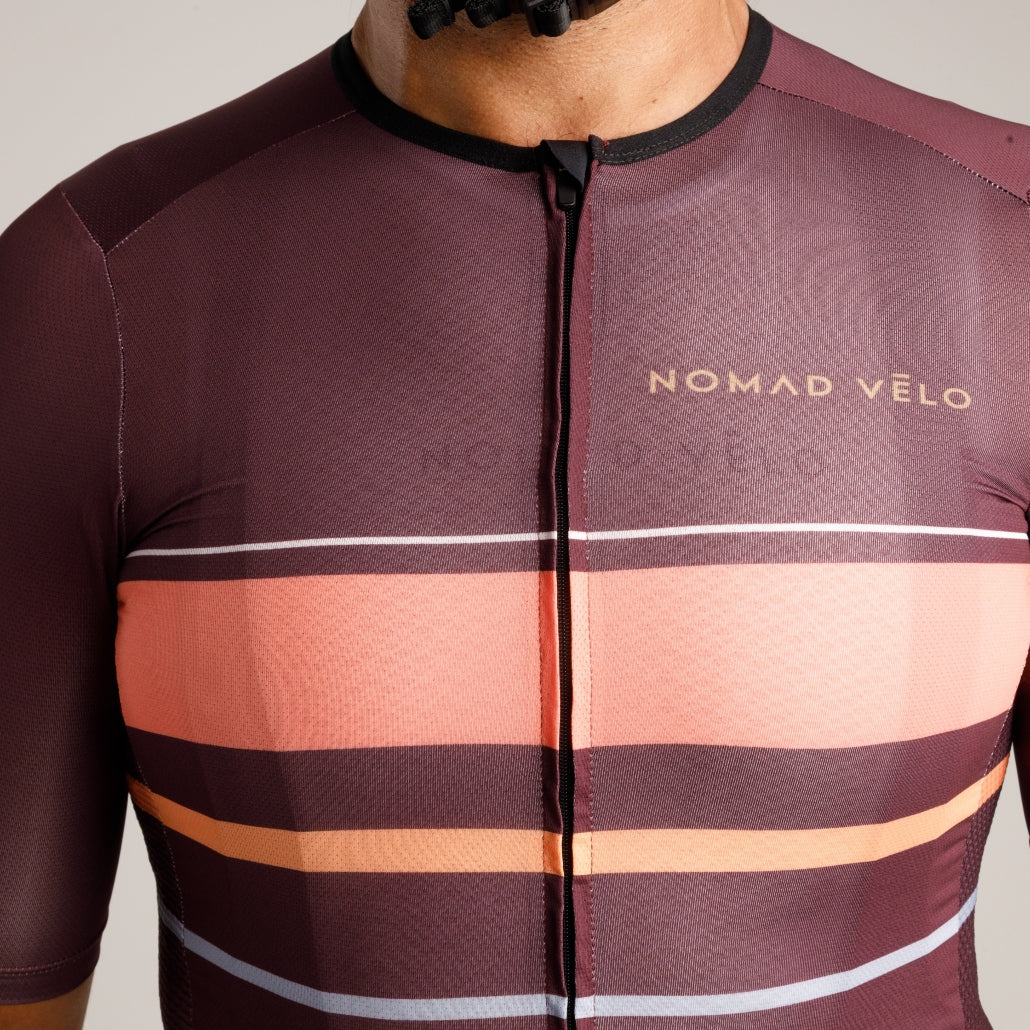 Maglia da ciclismo classica bordeaux – Manica corta, aerodinamica, comoda, per lunghe pedalate e resistenza | Nomad Vélo