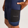 Pantaloncini cargo da ciclismo blu navy – Imbottiti, con molteplici tasche, comfort e spazio per il massimo comfort durante gli allenamenti | Nomad Vélo