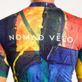 Maglia da ciclismo artistica – Manica corta, vestibilità slim, stampa artistica colorata | Nomad Vélo