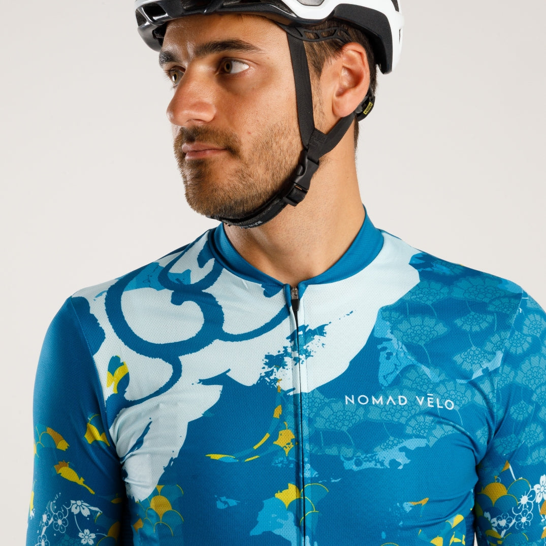Maglia da ciclismo mediterranea – Manica corta, vestibilità aerodinamica, design costiero estivo | Nomad Vélo
