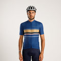 Maglia da ciclismo classica blu a maniche corte, aerodinamica, dal design intramontabile e dalle prestazioni elevate | Nomad Vélo