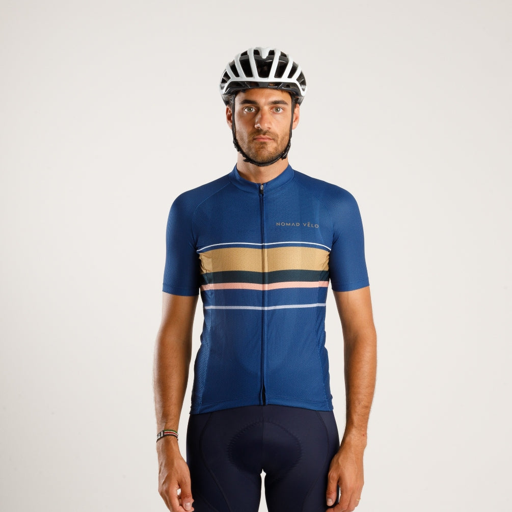 Maglia da ciclismo classica blu a maniche corte, aerodinamica, dal design intramontabile e dalle prestazioni elevate | Nomad Vélo