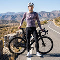 Maglia da corsa grigia a maniche lunghe